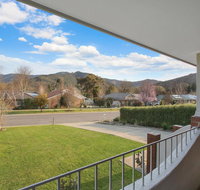 Abbey Rose - Bright VIC - C Tourism