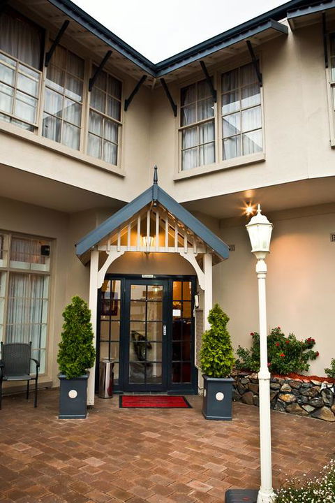 Abbotsleigh Motor Inn - C Tourism 3