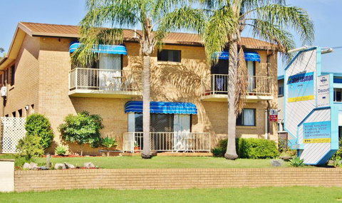 Abel Tasman Motel - C Tourism 0