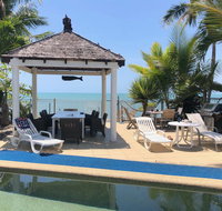 Absolute Beach Frontage Family Friendly Home away from home - C Tourism