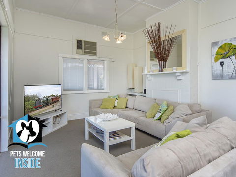 Absolute Beachfront 3BR 2BA Home W/ Beach Track - C Tourism 1