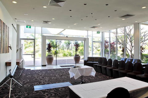 Absolute Beachfront Opal Cove Resort - C Tourism 2