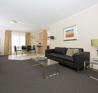 Accommodate Canberra - Kingston Court - C Tourism