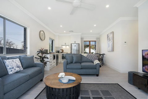 Accommodation Hunter - Adams Street Maitland - C Tourism 3