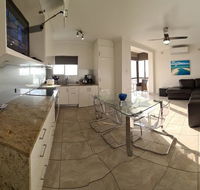 Acushla Accommodation Esplanade Living Self Check-In Self Check-Out - C Tourism