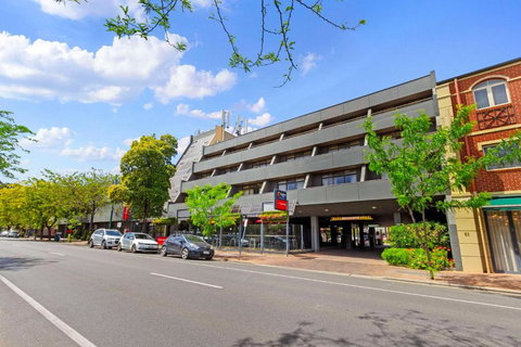 Econo Lodge North Adelaide - C Tourism 1