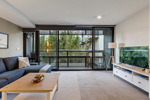 Elegant Harbourside 1-Bed With Private Balcony - C Tourism 0