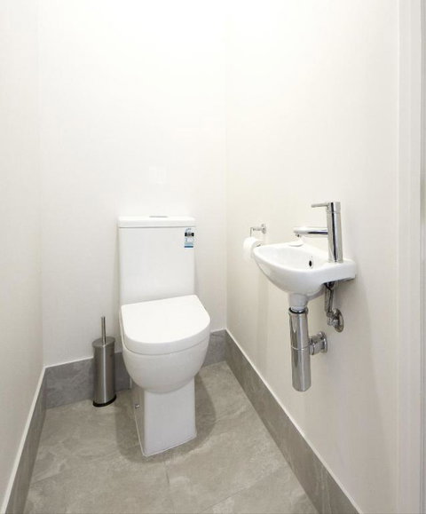 Executive Home Accommodation 34 - C Tourism 1