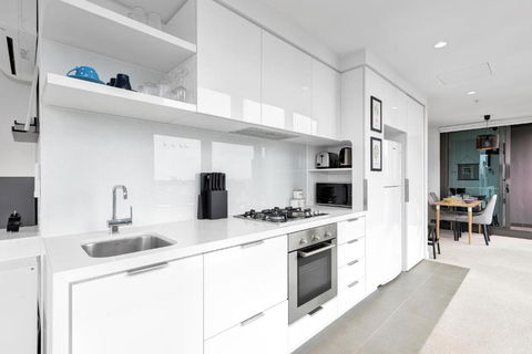 EPORO Tower Modern Apartments Melbourne Central CBD - C Tourism 3