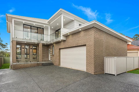 Fairy Meadow Beach House - C Tourism 1