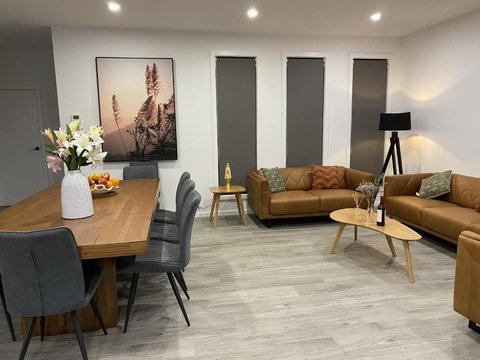 Fairy Meadow Beach House - C Tourism 4