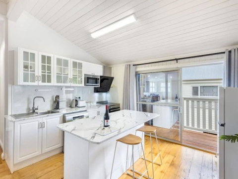 Family Friendly Cozy 4BR House At Annerley - C Tourism 0