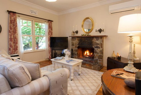 Fern Falls Cottages - Garden Cottage - C Tourism 3