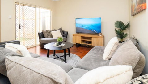 Family Comfort In Blakes Crossing Blakeview With A Short Walk To Shops And Supermarkets - C Tourism 0