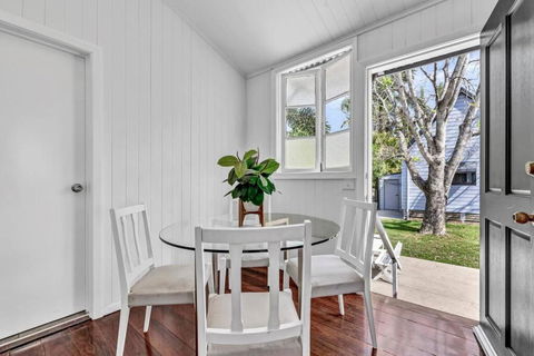 Gabba Central 2 Separate Homes 1 Block 6 Bdrms - C Tourism 4