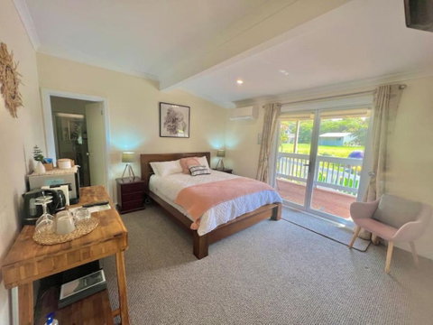 Galbraith Beach Studios - Studio 3 - C Tourism 1