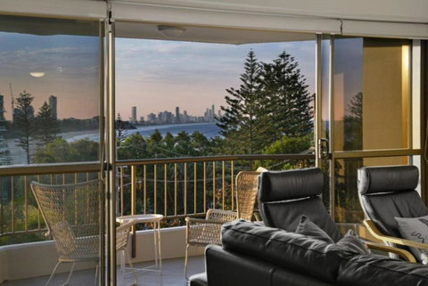Gemini Court - Hosted By Burleigh Letting - C Tourism 2