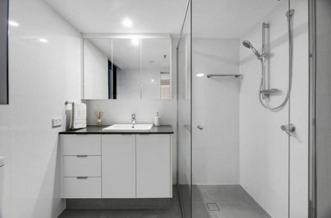 Gemini Court - Hosted By Burleigh Letting - C Tourism 3