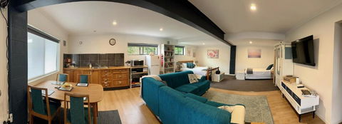 GOLDFIELDS STUDIO APARTMENT, Beaconsfield - Fully Self-contained, Air-conditioning - C Tourism 0