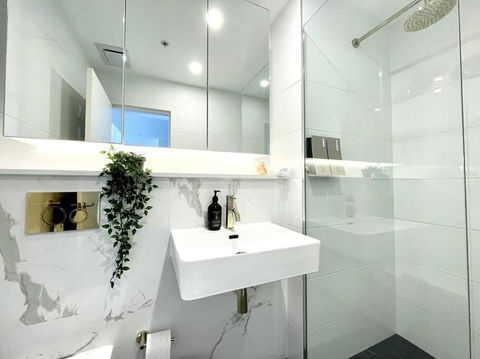 GREEN Skyline View2BR Close To Easter Show - C Tourism 1