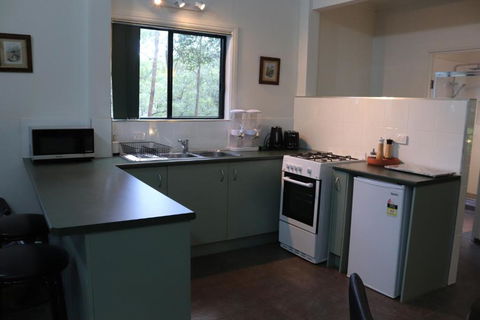 GREEN TREES CHALET Australia Zoo Close By - C Tourism 2