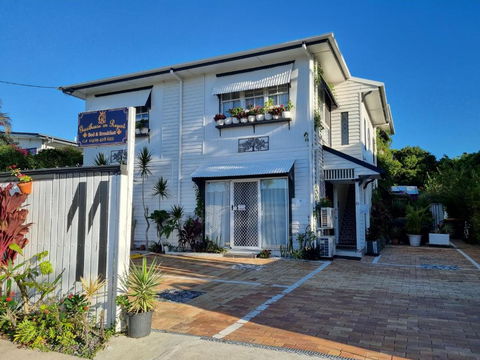 GUESTHOUSE On REGENT Bed & Breakfast - C Tourism 3