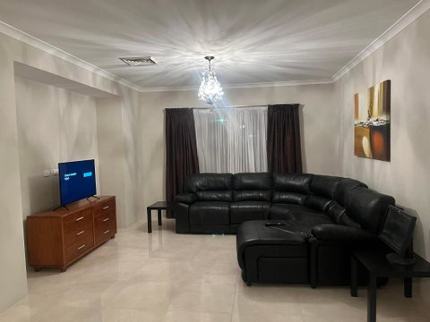 Holiday Home To Remember - C Tourism 3
