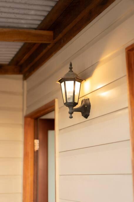 House Of Fairy Wren -Charming Queenslander Cottage Mins Drive To Brisbane CBD And Gabba Stadium! - C Tourism 2