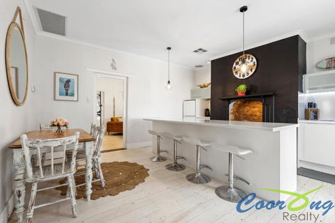 Hyde Cottage - C Tourism 3