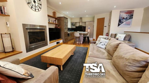 Ice Chalet 2 - C Tourism 3