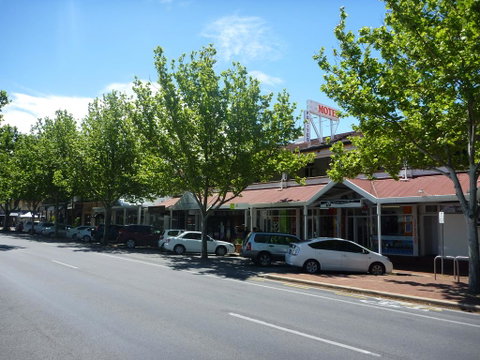 Adelaide Travellers Inn Backpackers Hostel - C Tourism 0