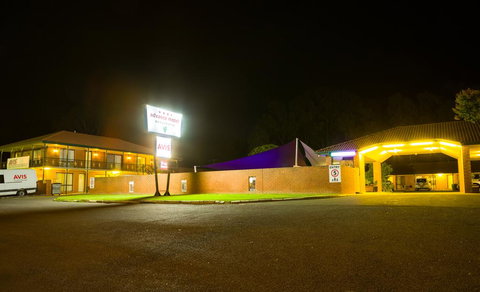 Advance Motel - C Tourism 1