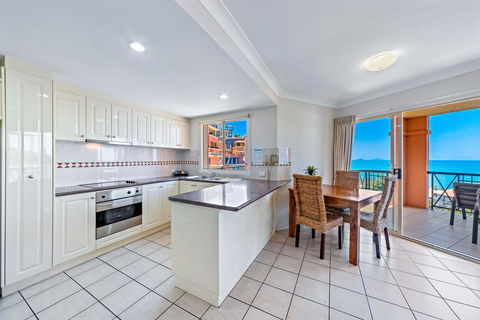 Airlie Dream - C Tourism 3
