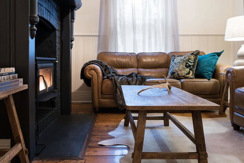 Albion - C Tourism 1