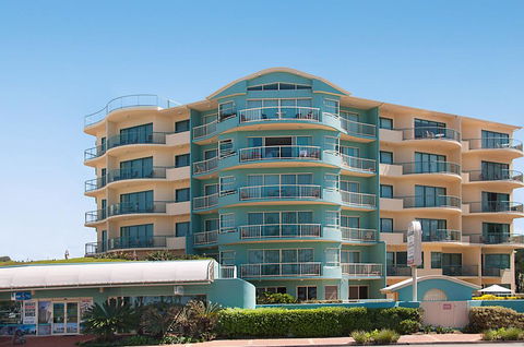 Alex Seaside Resort - C Tourism 0