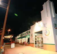 Alice Springs YHA - C Tourism