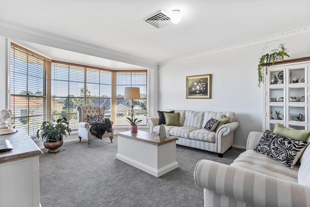 Oakhampton NSW C Tourism