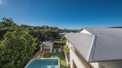 Alpha 8 On Waterson - Airlie Beach - C Tourism 3