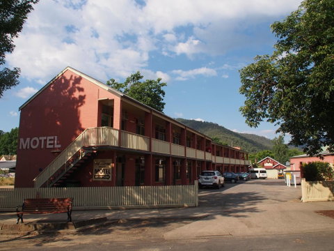 Alpine Hotel Bright - C Tourism 0
