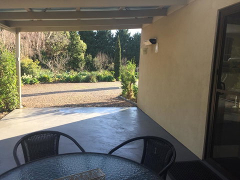 Altona Garden Retreat - C Tourism 1