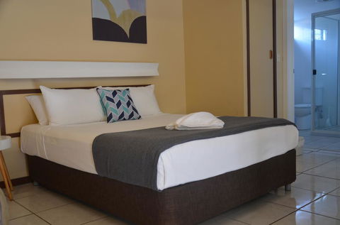 Ambassador Motel - C Tourism 0