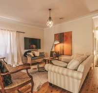 Ambrose On Byng - Central Location w/ 2 Bathroom - C Tourism