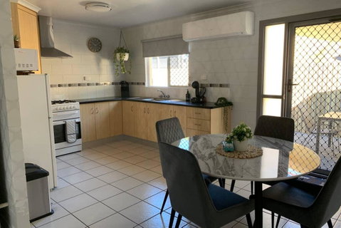 Andergrove Home With A Garden View-Wi-fi & Netflix - C Tourism 2