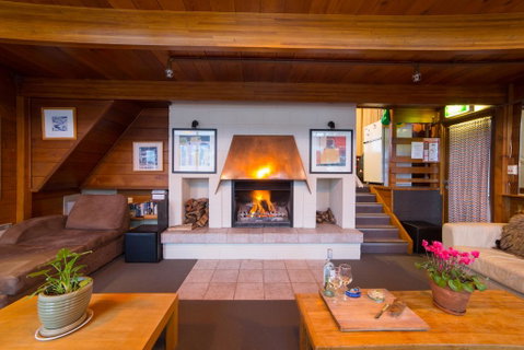 Aneeki Ski Lodge - C Tourism 0