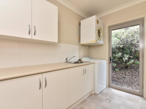 Angophora @ The Vintage - C Tourism 1