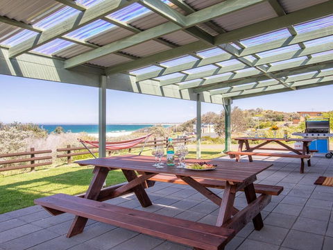 Antonio's Paradise - Spectacular Views Over Warrain Beach - C Tourism 0