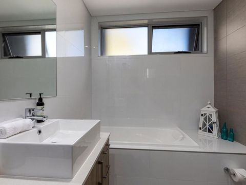 Aqua View (By Jervis Bay Rentals) - C Tourism 2
