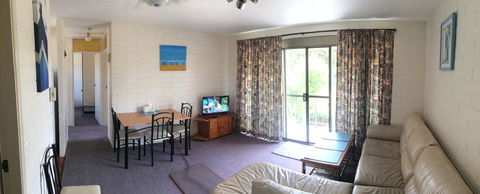 Aquarius Holiday Apartments - C Tourism 3