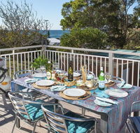 Araluen on Holden - great deck with ocean views - C Tourism