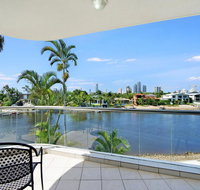 Arc Resort Stunning 3 Bedroom in Broadbeach - C Tourism